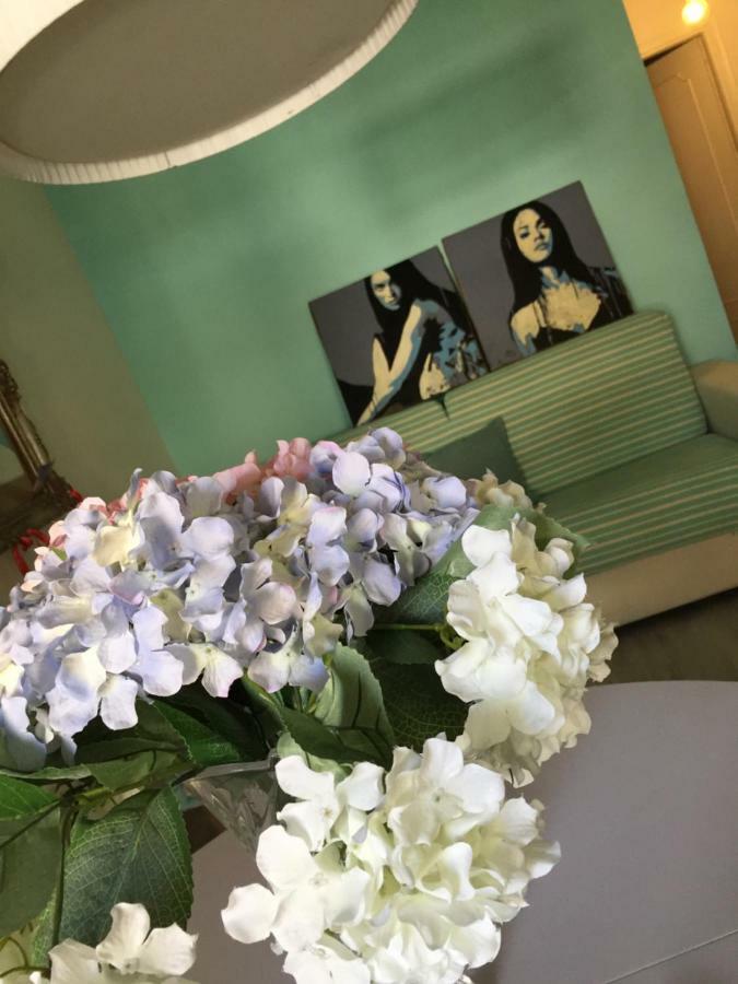Resident St Agata Appartament Artist Apartment Marina di Massa Exterior photo